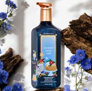 Bath and Body Works, Coconut Angel Cake Cleansing Gel Hand Soap